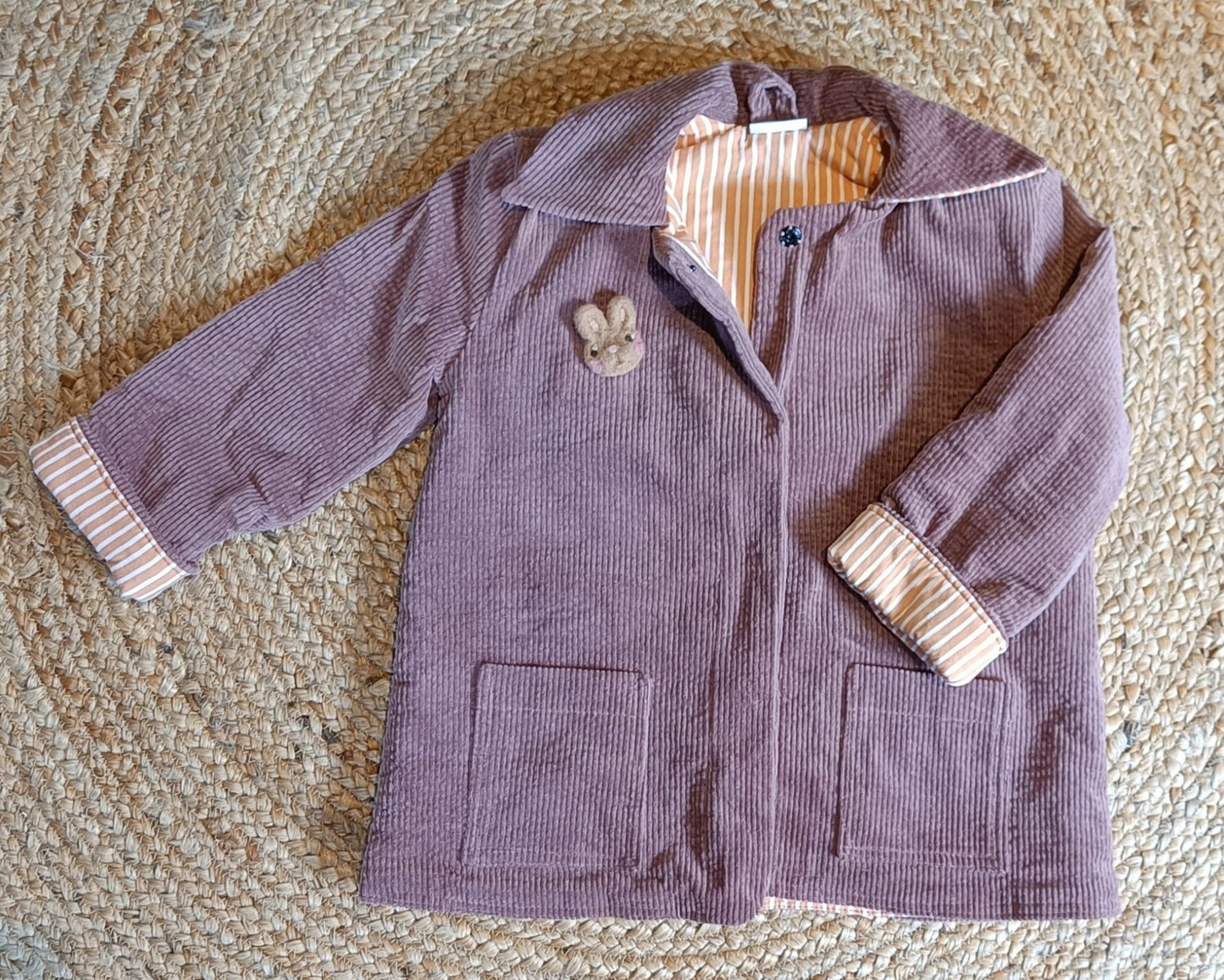 Jasje 4 jaar - taupe met konijntje